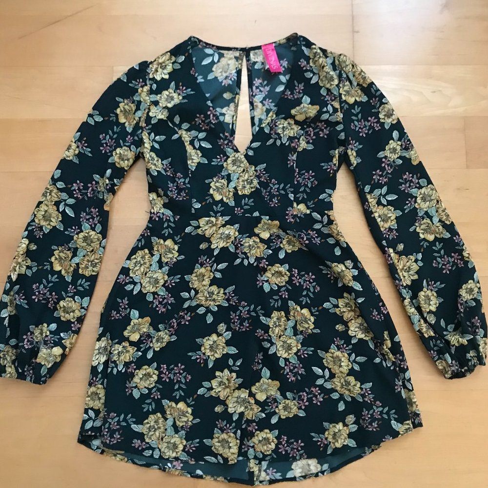 Divinas Dark Green Floral Long Sleeve Dress
